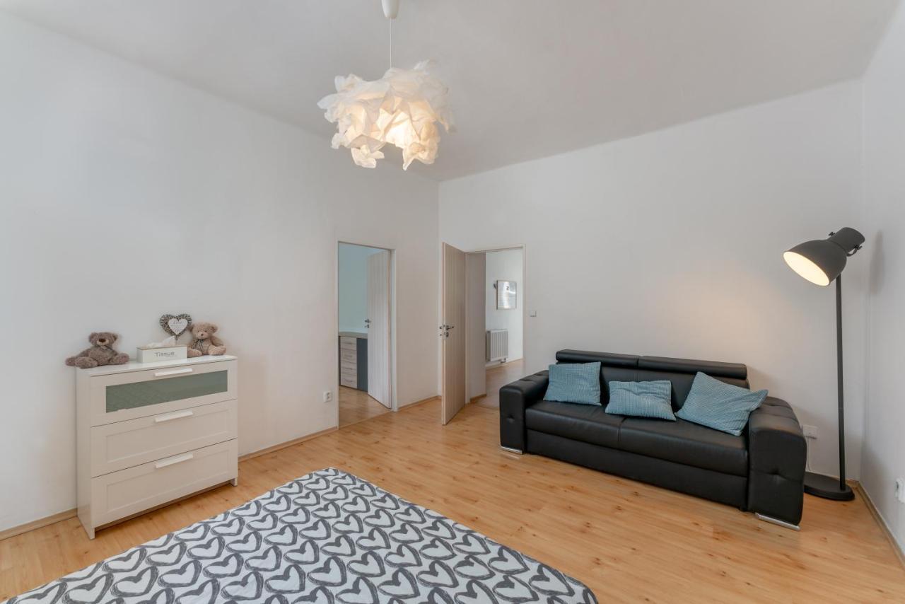 אולומוץ Apartman S Terasou מראה חיצוני תמונה